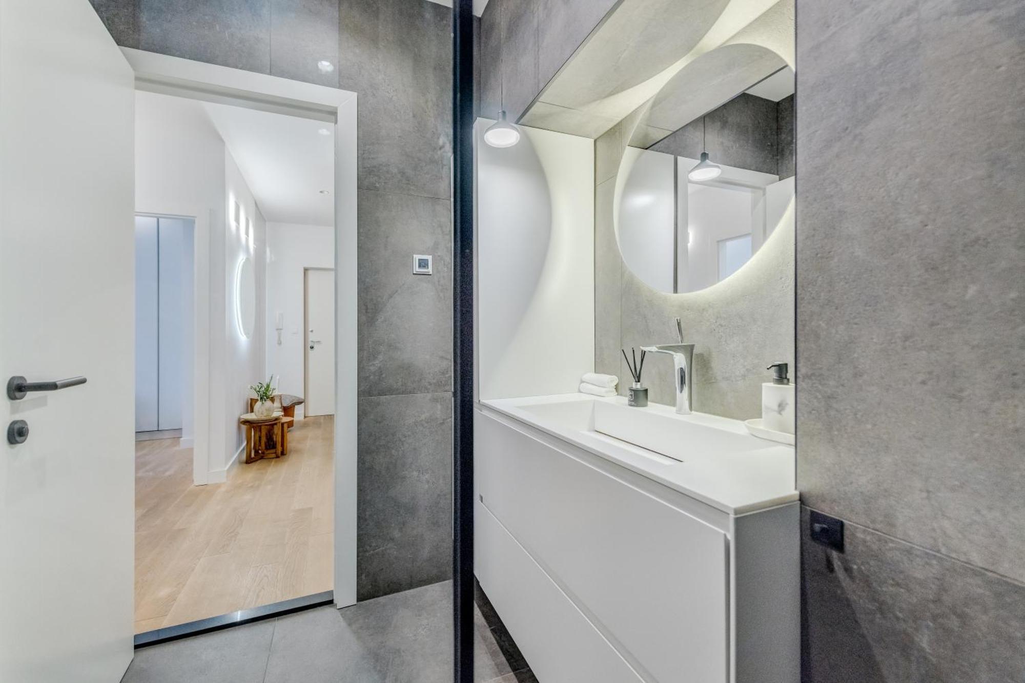 Top Location! Spacious Lux Apartment -5 Min From Beach & Centre Split Dış mekan fotoğraf