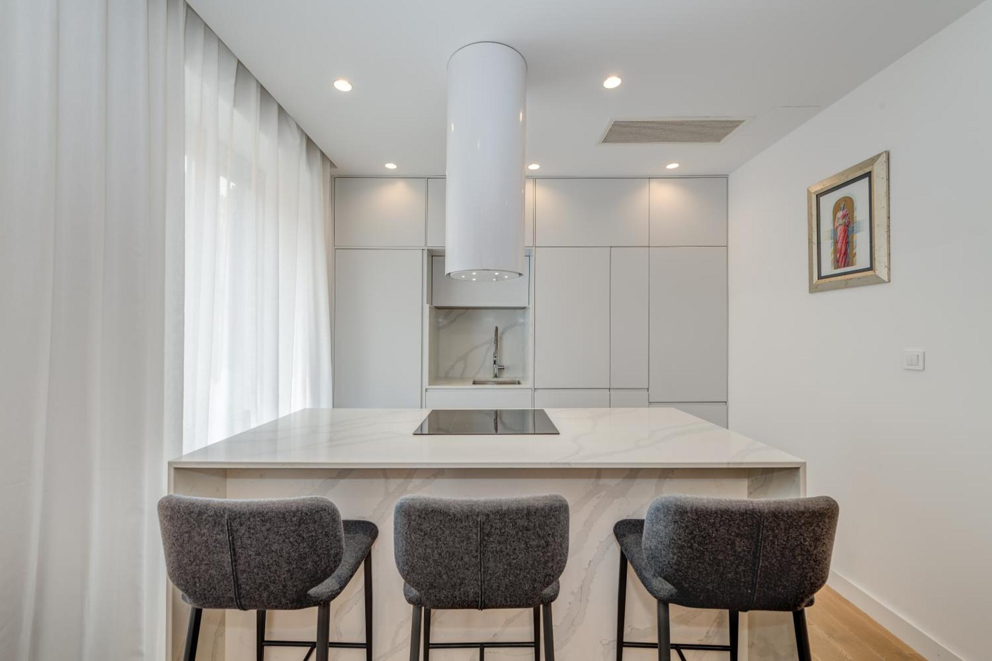 Top Location! Spacious Lux Apartment -5 Min From Beach & Centre Split Dış mekan fotoğraf